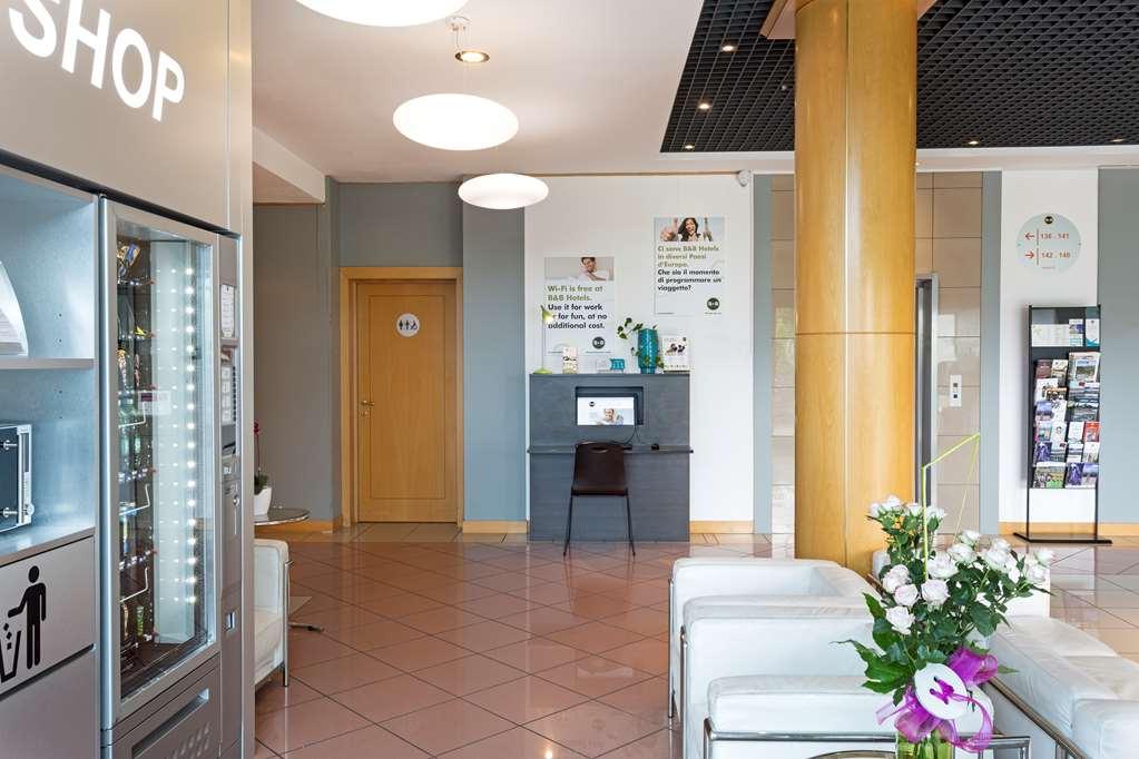 B&B Hotel Равенна Ресторан фото