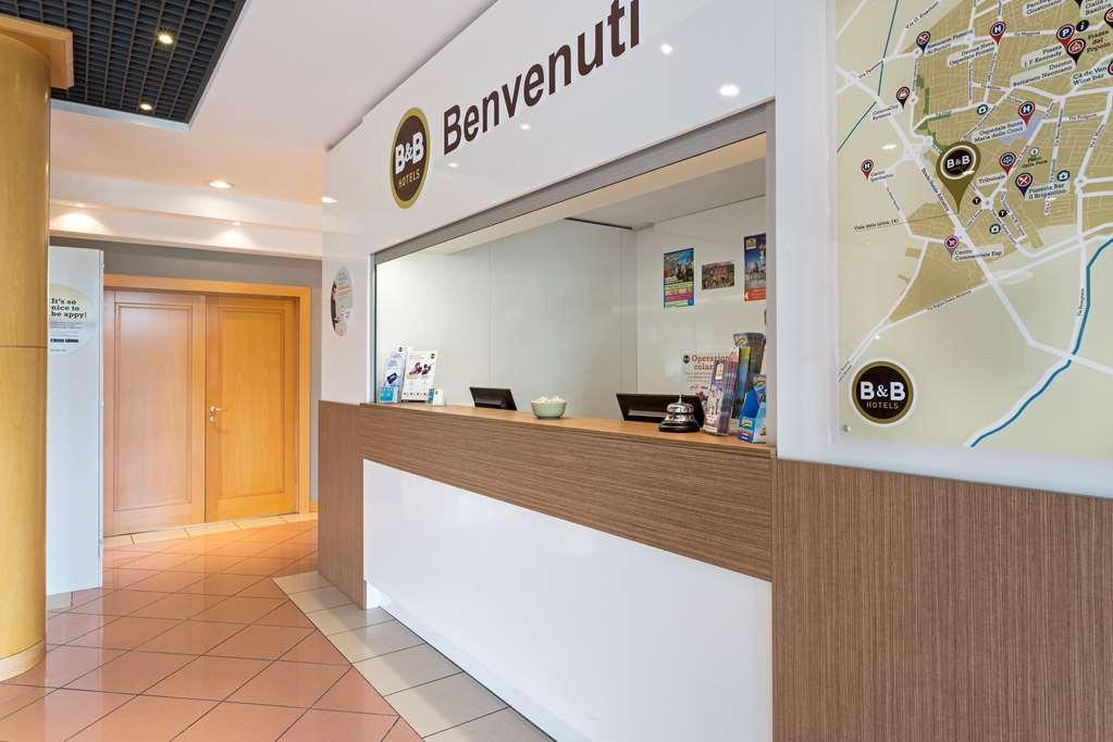 B&B Hotel Равенна Интерьер фото